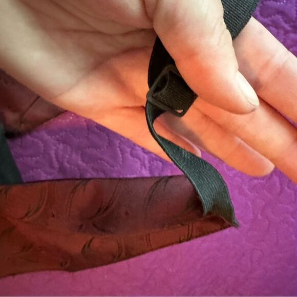 Tux beautiful maroon & black vest XXL adjustable at neck and back - Picture 3 of 3